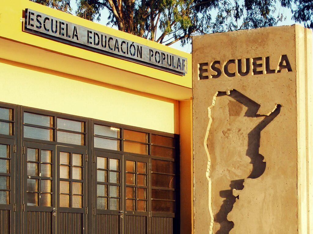 Más Escuelas